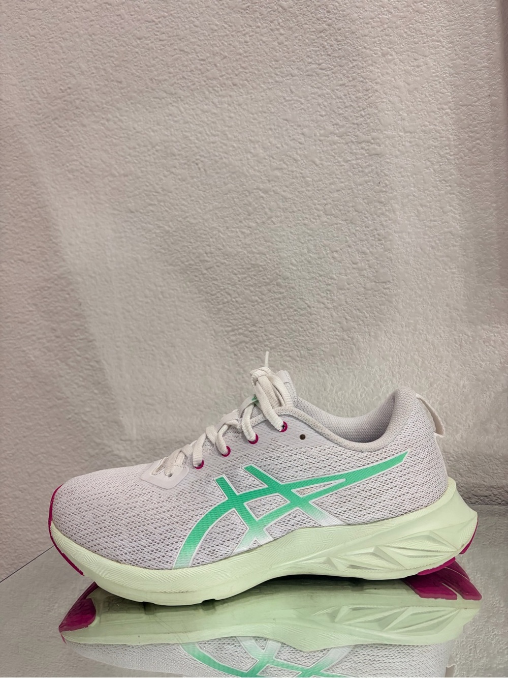 ASICS Womens White Mesh Running Shoes with Mint and Pink Accents - Picture 2 of 4